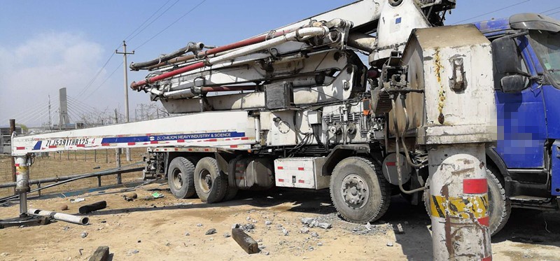 https://images.tongzsf.com/tong/truck_machine/20210126/1600fb54c18092.jpg