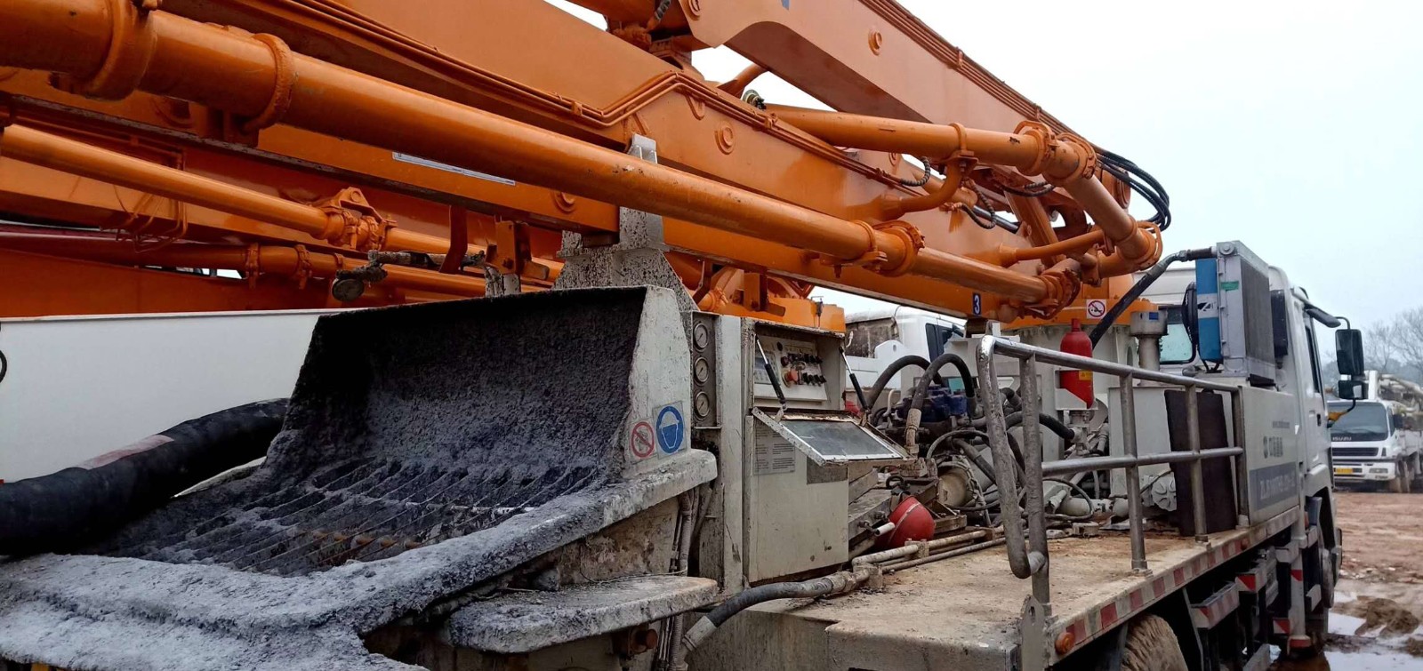 https://images.tongzsf.com/tong/truck_machine/20210126/1600fb696e829e.jpg