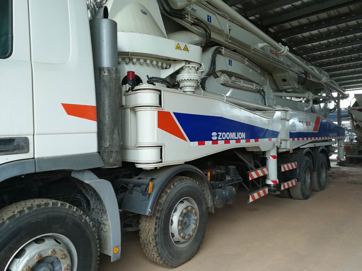 https://images.tongzsf.com/tong/truck_machine/20210126/1600fb69a5b89e.jpg