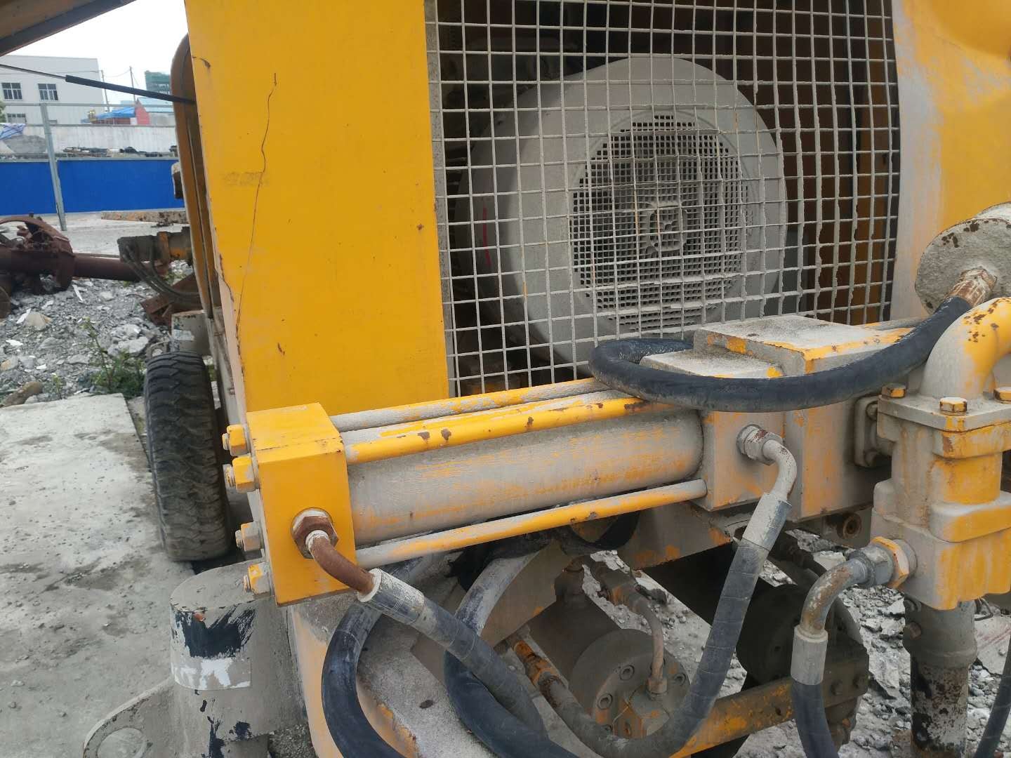 https://images.tongzsf.com/tong/truck_machine/20210126/1600fb6a42fe24.jpg