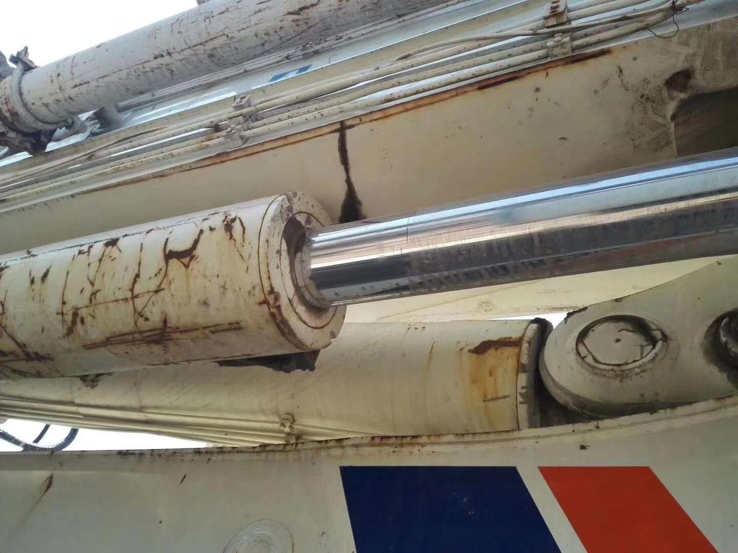https://images.tongzsf.com/tong/truck_machine/20210126/1600fb6a7d54e3.jpg