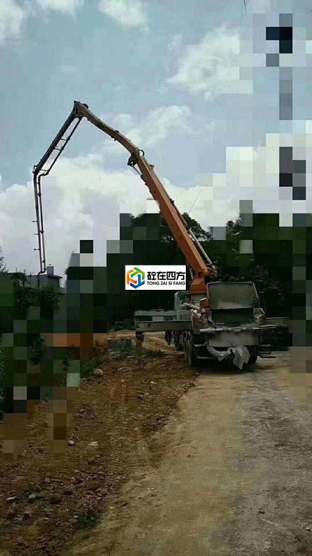 https://images.tongzsf.com/tong/truck_machine/20210126/1600fb6d62aa63.jpg