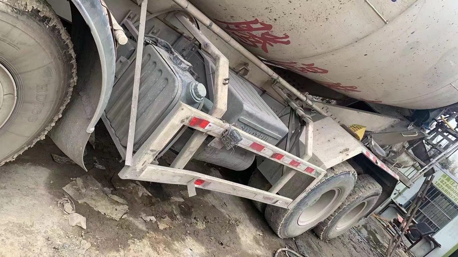 https://images.tongzsf.com/tong/truck_machine/20210126/1600fb7cd258f6.jpg