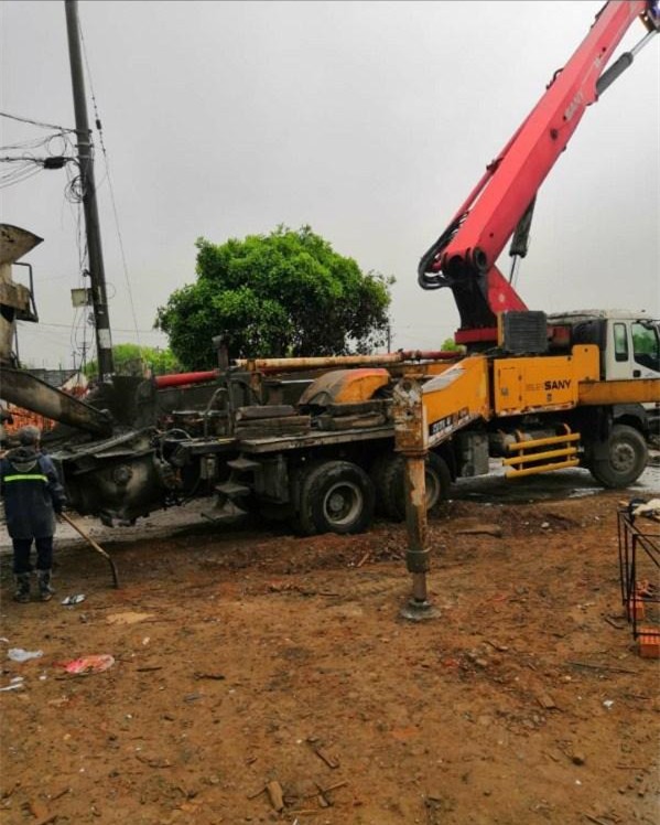 https://images.tongzsf.com/tong/truck_machine/20210126/1600fbc64f2a25.jpg
