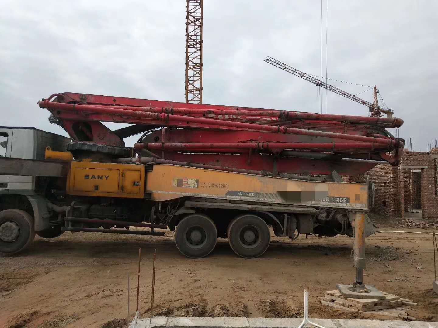 https://images.tongzsf.com/tong/truck_machine/20210126/1600fc60b5cec1.jpg