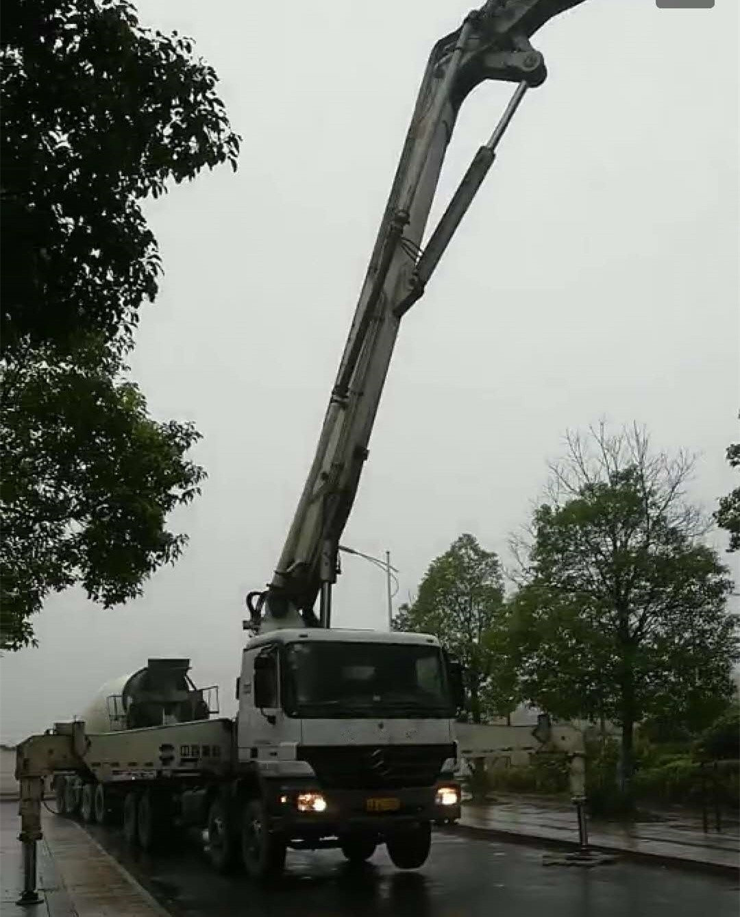 https://images.tongzsf.com/tong/truck_machine/20210127/16010e91994781.jpg