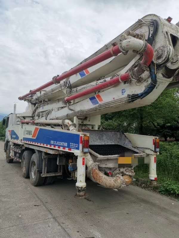 https://images.tongzsf.com/tong/truck_machine/20210127/16010effc1bdcf.jpg