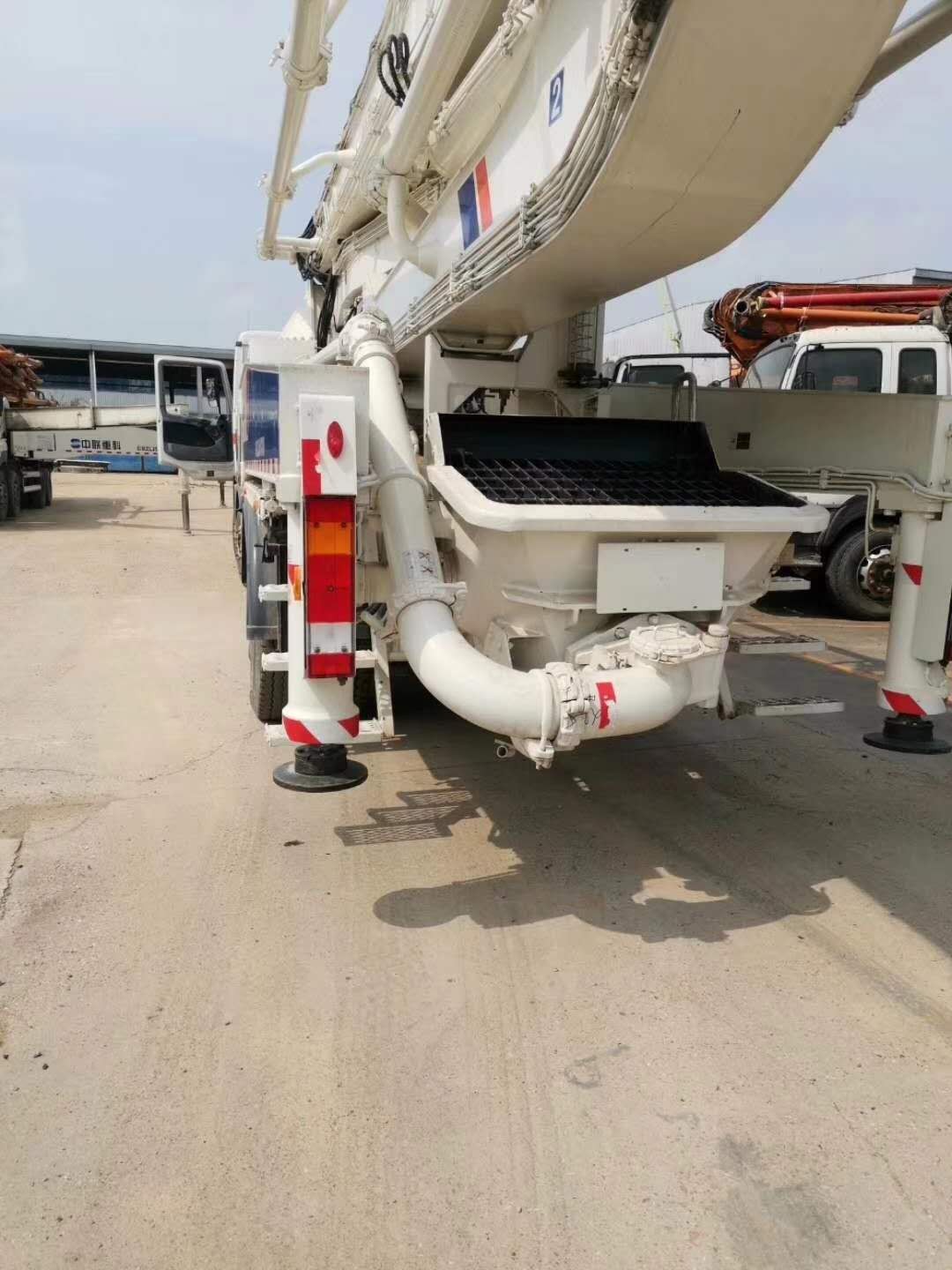https://images.tongzsf.com/tong/truck_machine/20210127/16010f391cb507.jpg