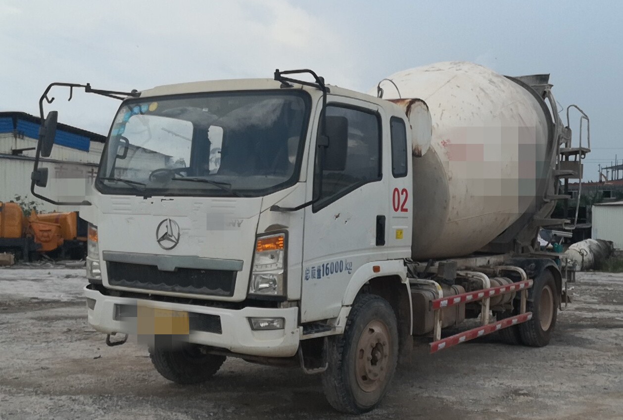 https://images.tongzsf.com/tong/truck_machine/20210127/16010f44ed40fc.jpg