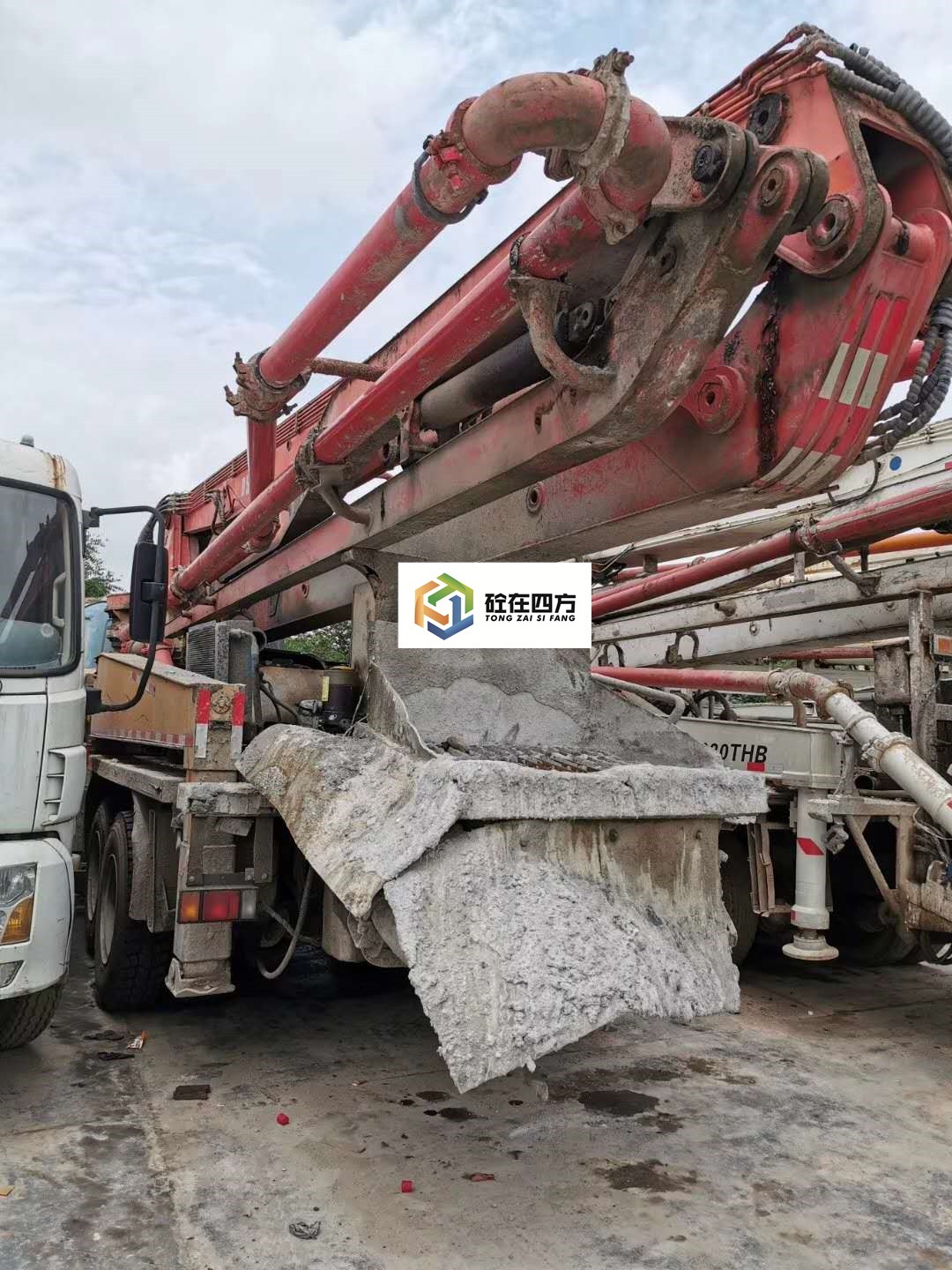 https://images.tongzsf.com/tong/truck_machine/20210127/16010f4582b39f.jpg