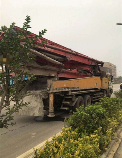 https://images.tongzsf.com/tong/truck_machine/20210127/16010fba21344d.jpg