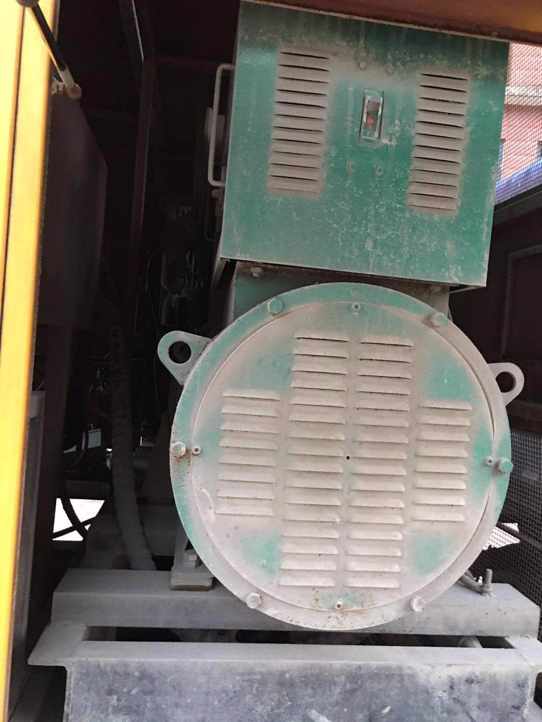 https://images.tongzsf.com/tong/truck_machine/20210127/16010fd2a83ab8.jpg