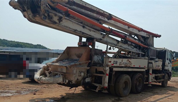 https://images.tongzsf.com/tong/truck_machine/20210127/16010fd88eae2b.jpg