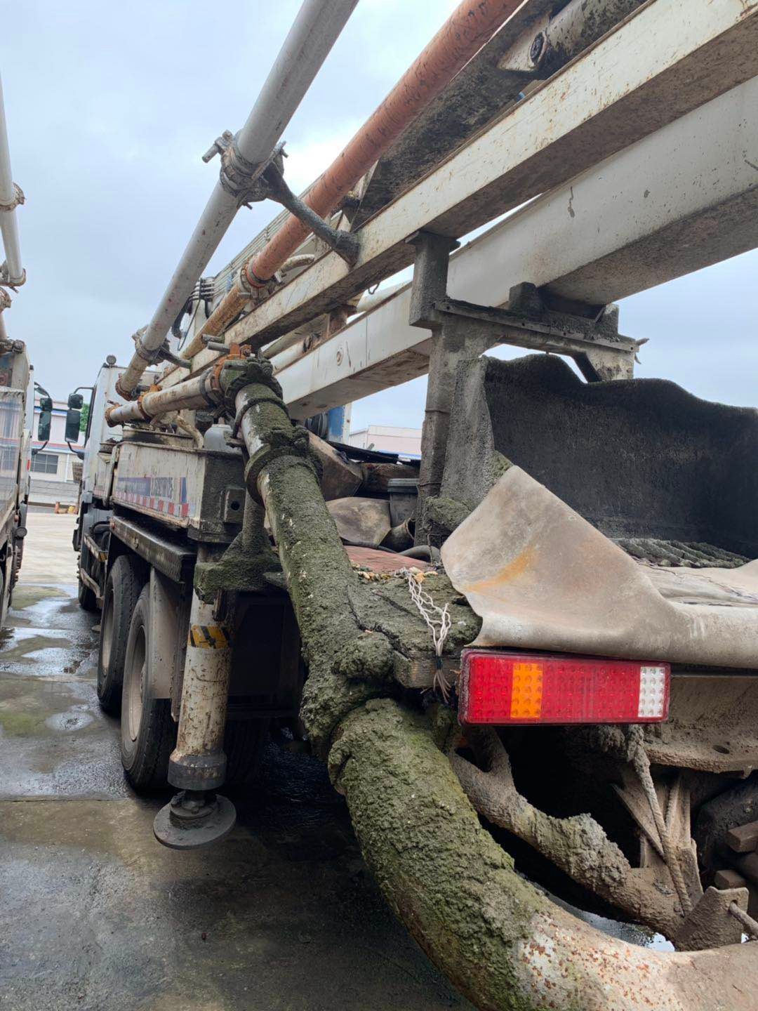 https://images.tongzsf.com/tong/truck_machine/20210127/16010fd918f8bd.jpg
