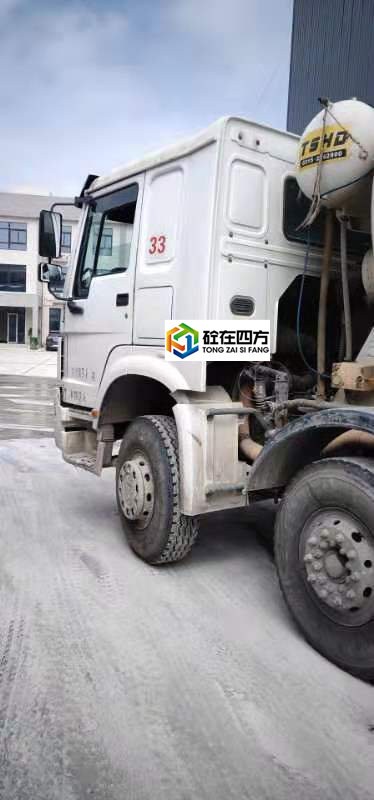 https://images.tongzsf.com/tong/truck_machine/20210127/16011024fb90c5.jpg