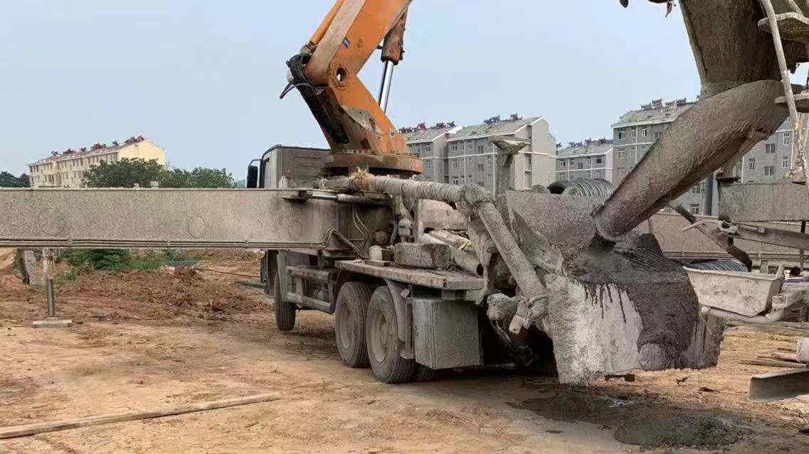https://images.tongzsf.com/tong/truck_machine/20210127/16011025f85ca4.jpg