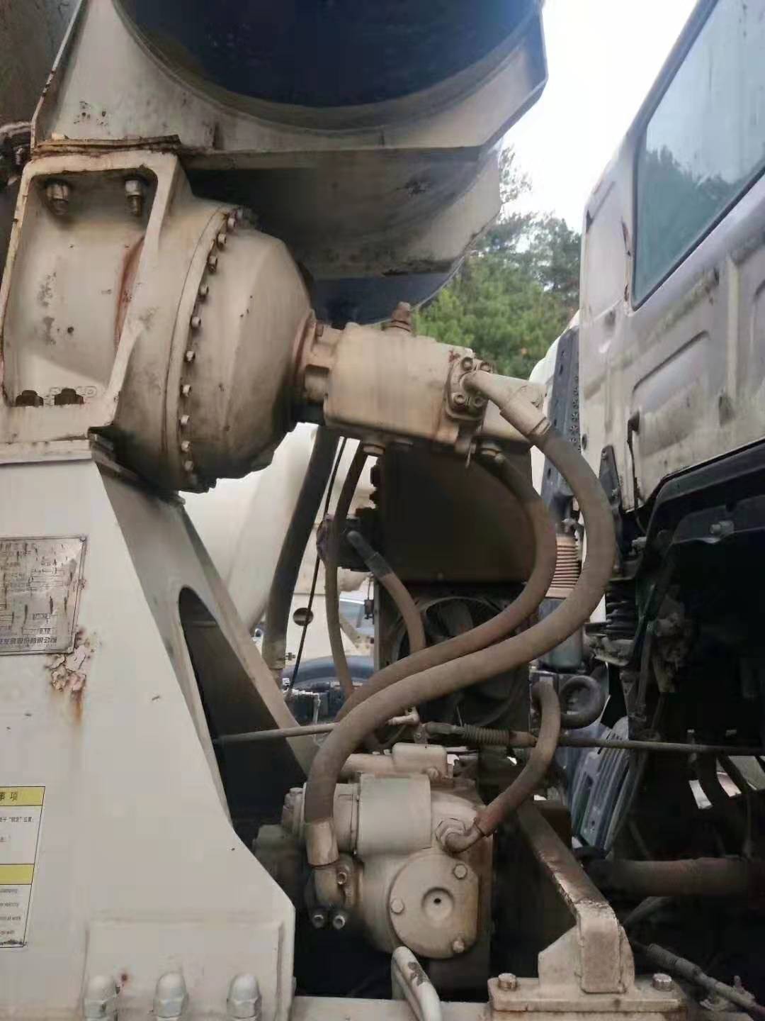 https://images.tongzsf.com/tong/truck_machine/20210127/16011038c47dbd.jpg