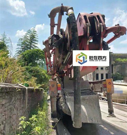 https://images.tongzsf.com/tong/truck_machine/20210127/1601104b3d9b30.jpg