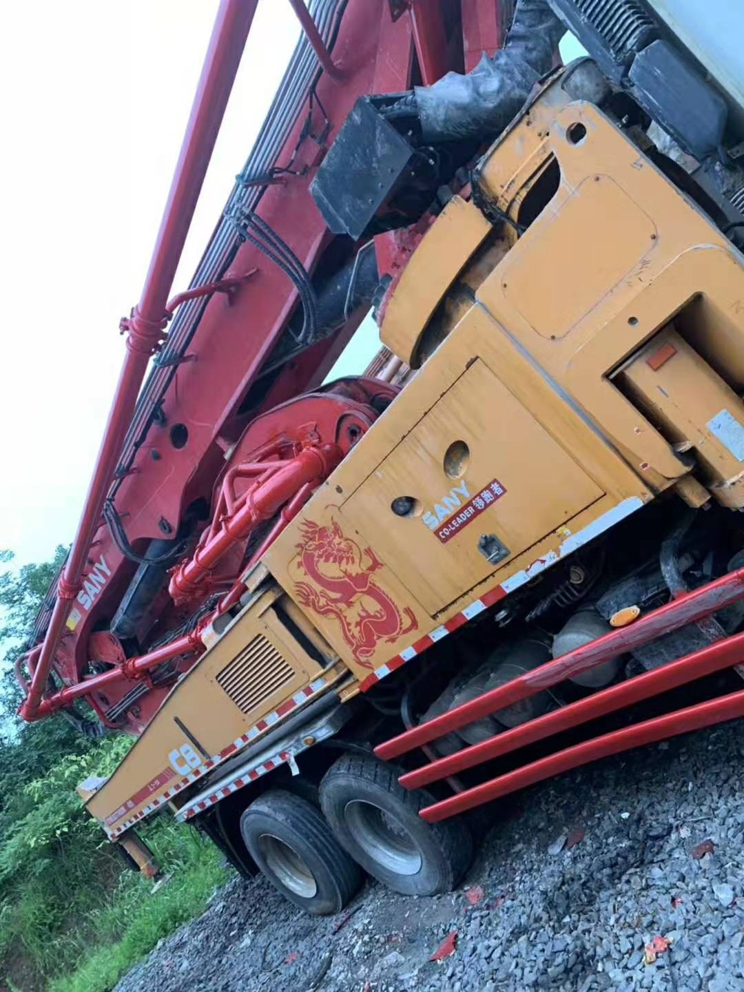 https://images.tongzsf.com/tong/truck_machine/20210127/1601105e35bce3.jpg