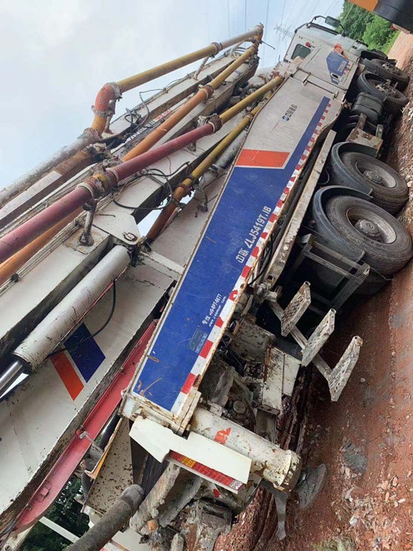 https://images.tongzsf.com/tong/truck_machine/20210127/1601105e5f2ece.jpg