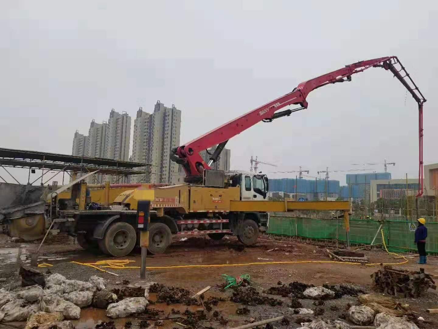 https://images.tongzsf.com/tong/truck_machine/20210127/160110bacce43a.jpg