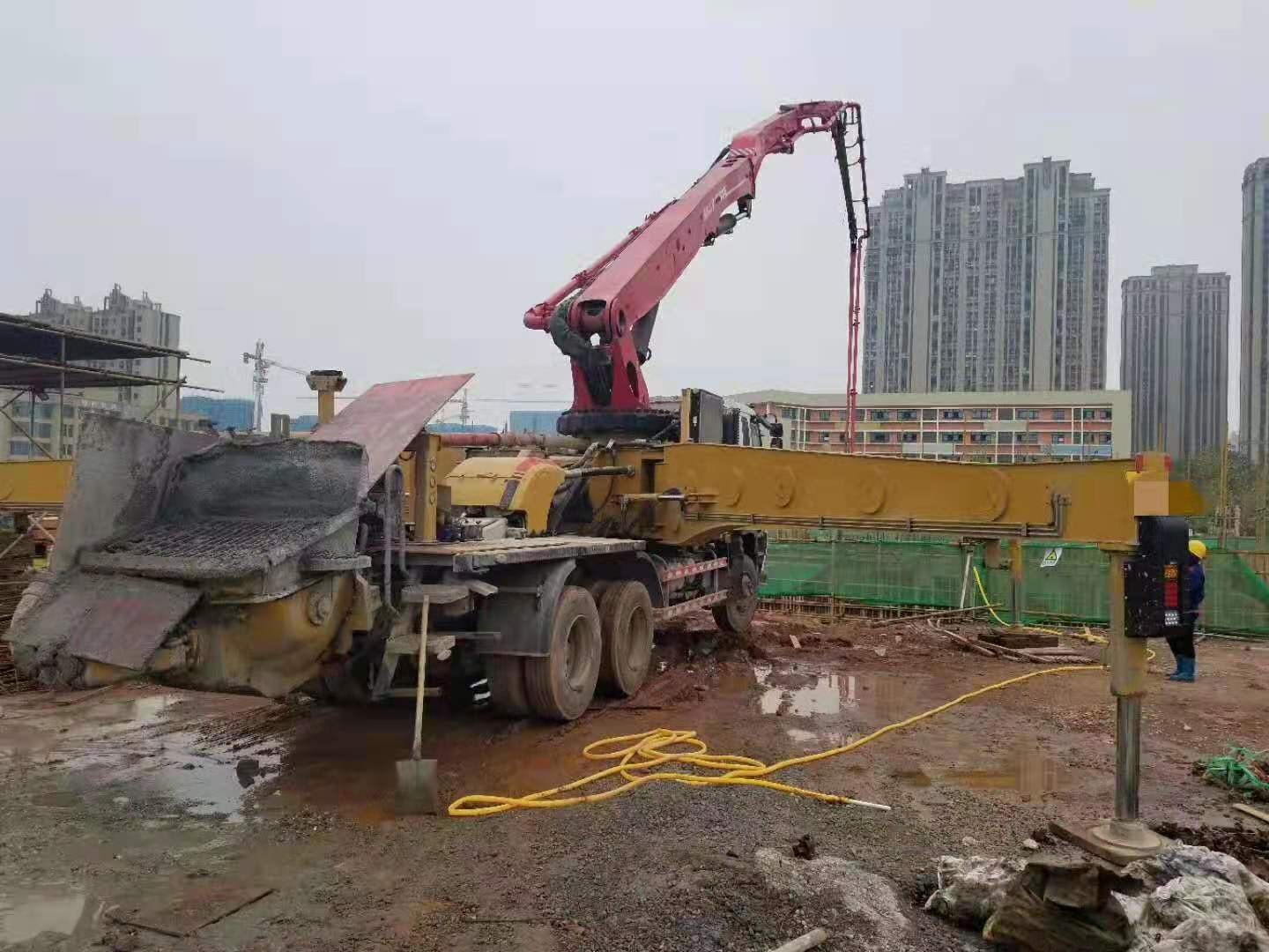 https://images.tongzsf.com/tong/truck_machine/20210127/160110bacea37e.jpg
