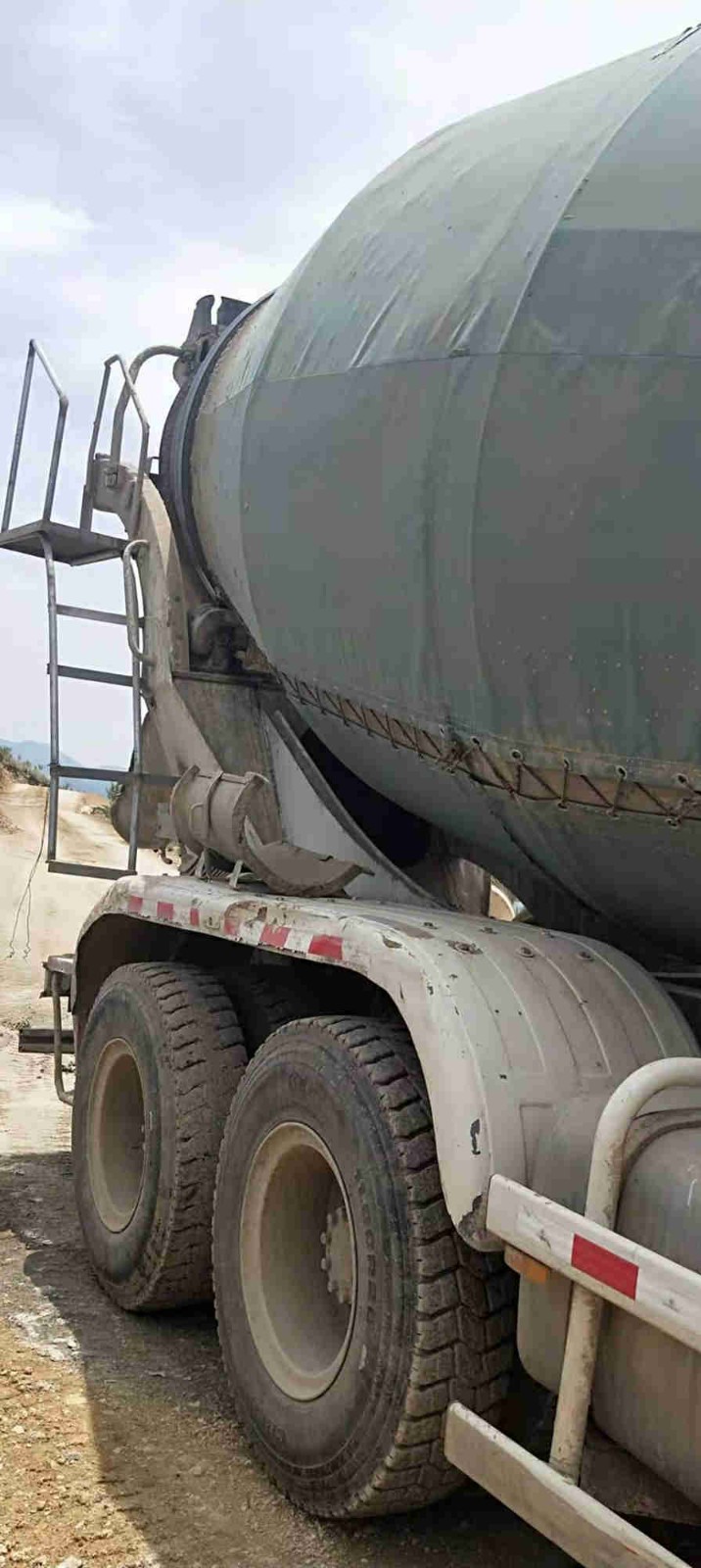 https://images.tongzsf.com/tong/truck_machine/20210127/160110f313ace9.jpg