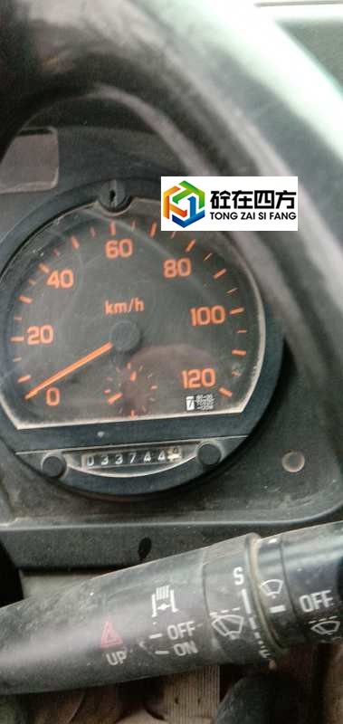 https://images.tongzsf.com/tong/truck_machine/20210127/160111070db4e8.jpg
