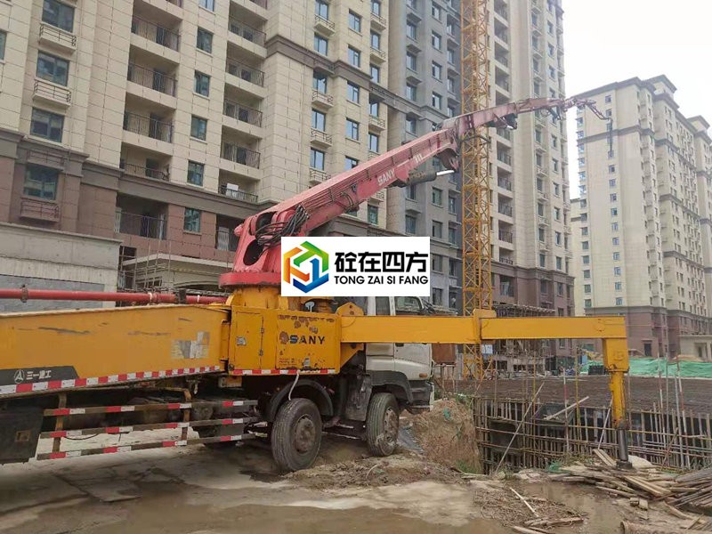 https://images.tongzsf.com/tong/truck_machine/20210127/16011118e6936c.jpg