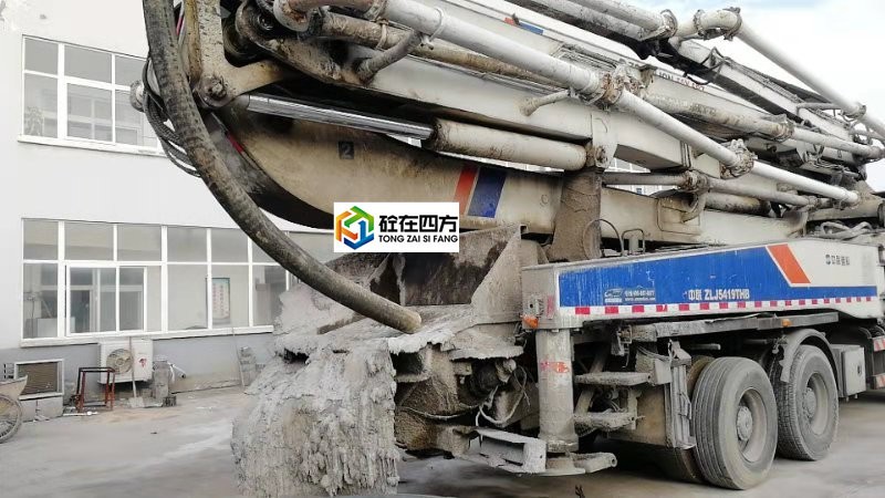 https://images.tongzsf.com/tong/truck_machine/20210127/1601113e0bfcb6.jpg
