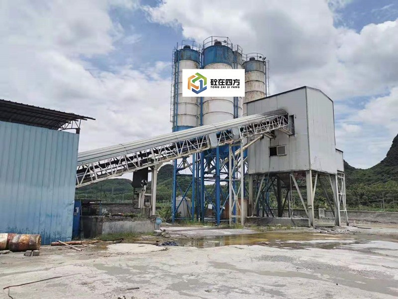 https://images.tongzsf.com/tong/truck_machine/20210127/16011151c79ba1.jpg