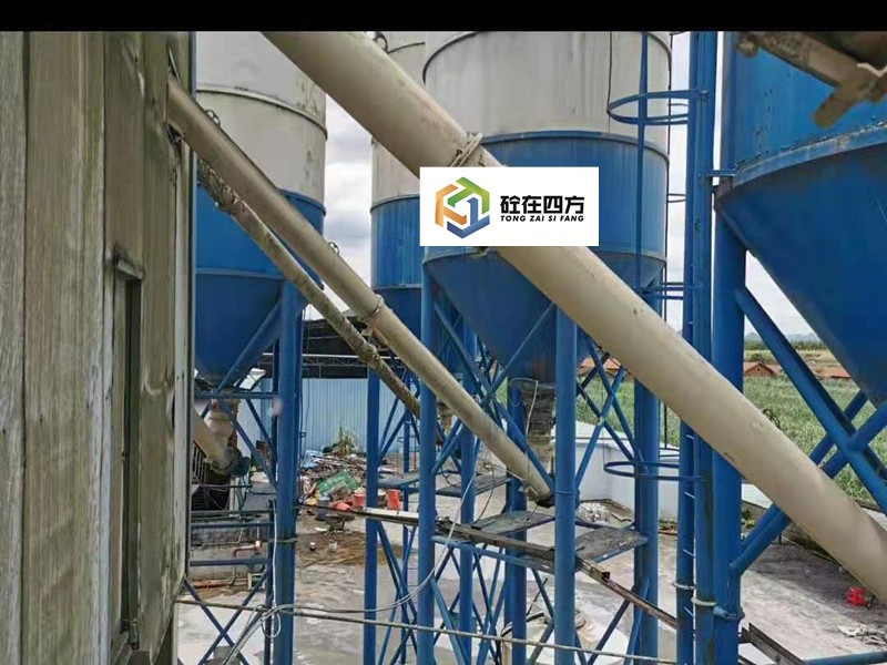https://images.tongzsf.com/tong/truck_machine/20210127/16011151c92951.jpg