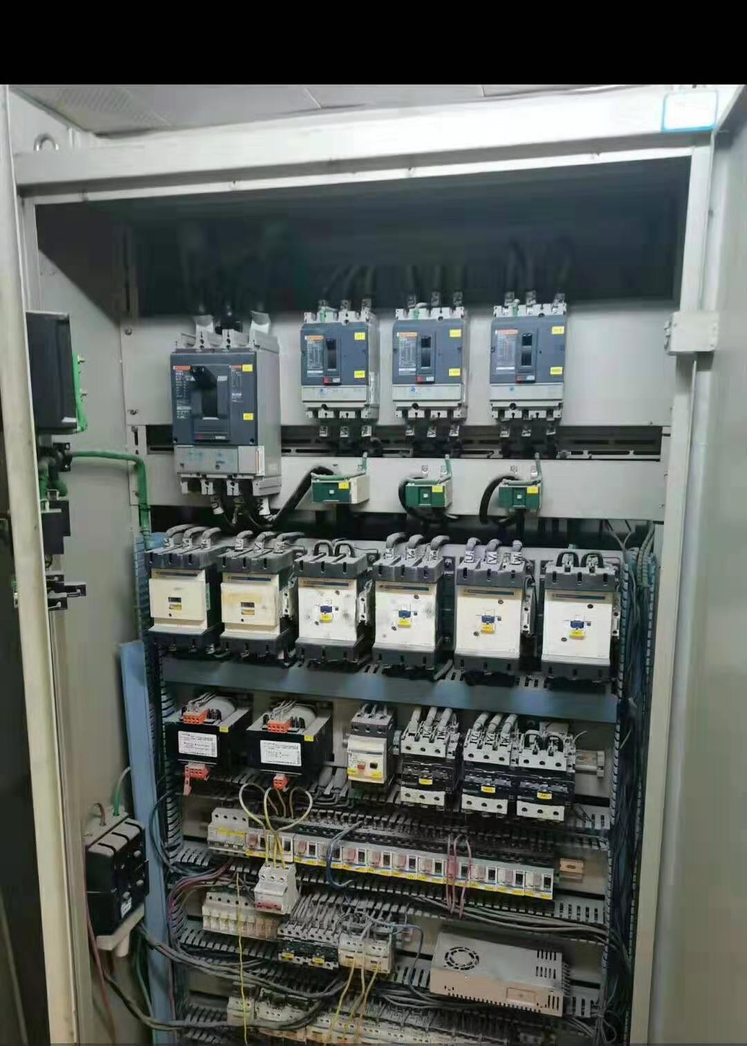 https://images.tongzsf.com/tong/truck_machine/20210127/16011151cab925.jpg
