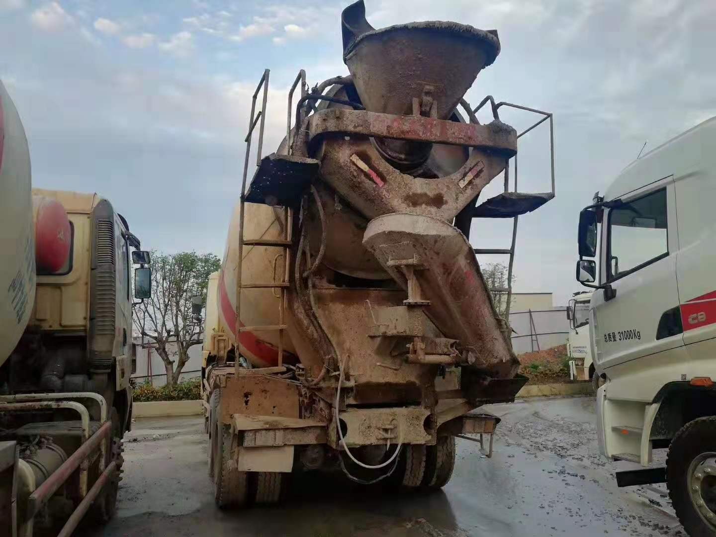 https://images.tongzsf.com/tong/truck_machine/20210127/16011163d2ce97.jpg