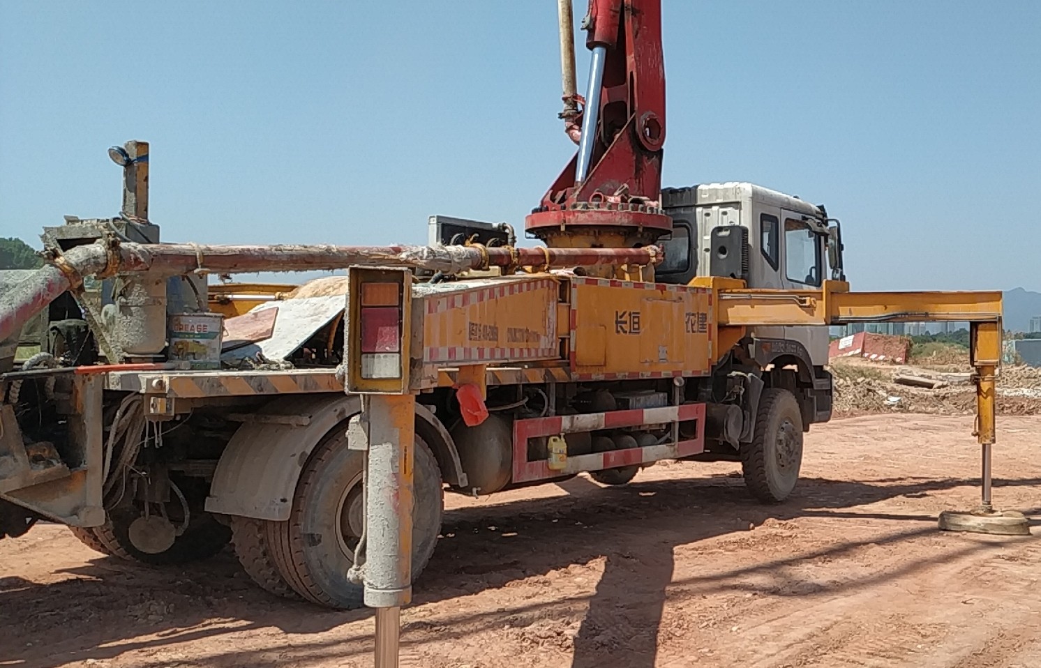 https://images.tongzsf.com/tong/truck_machine/20210127/160111649b86df.jpg