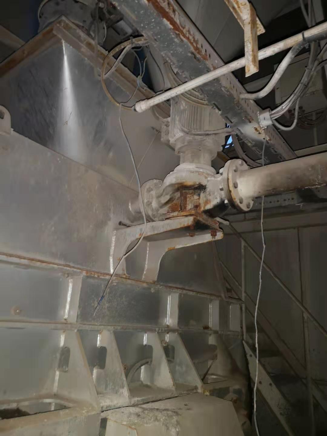 https://images.tongzsf.com/tong/truck_machine/20210127/16011177865f3c.jpg