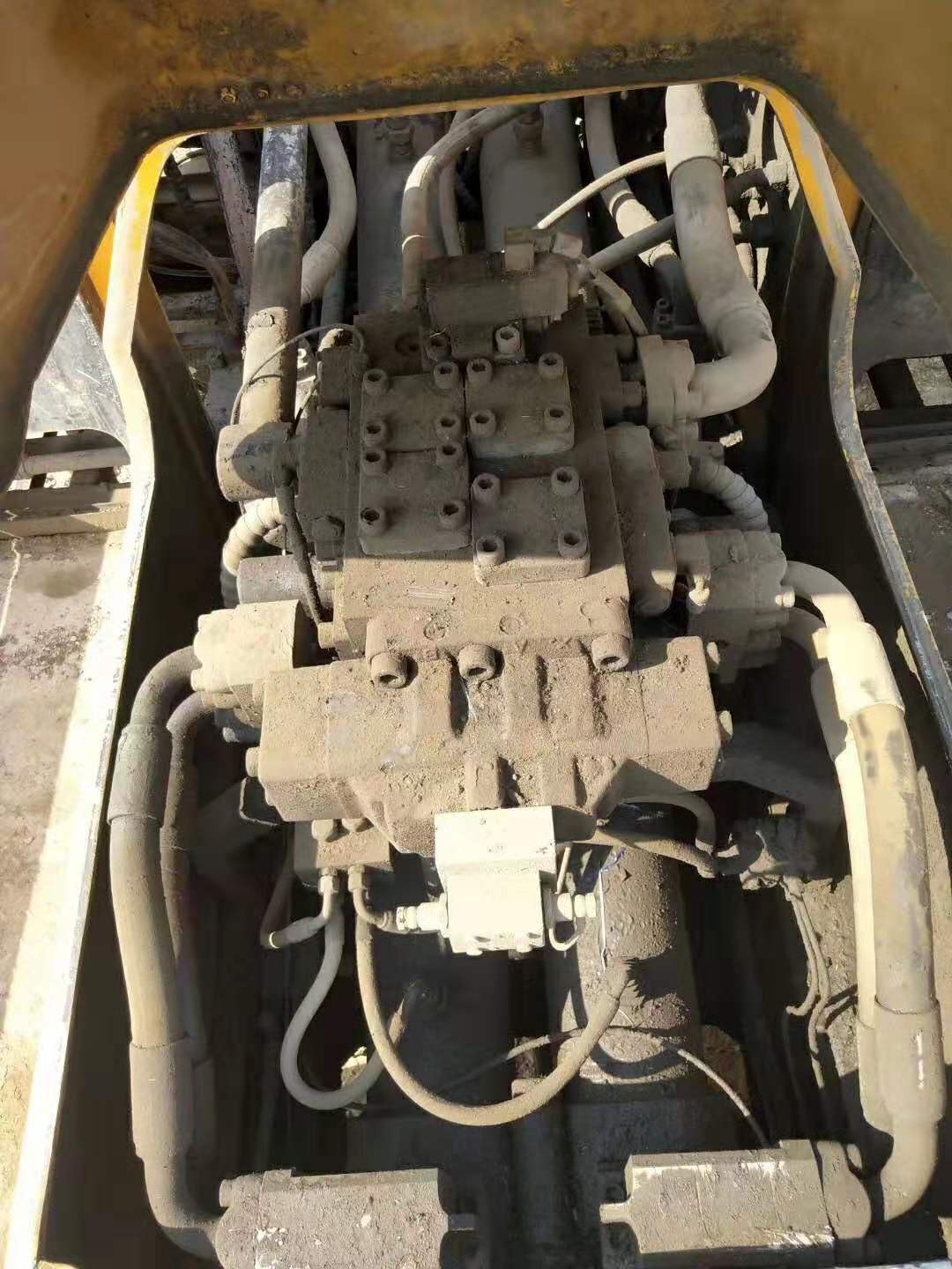 https://images.tongzsf.com/tong/truck_machine/20210127/160111895e9be6.jpg