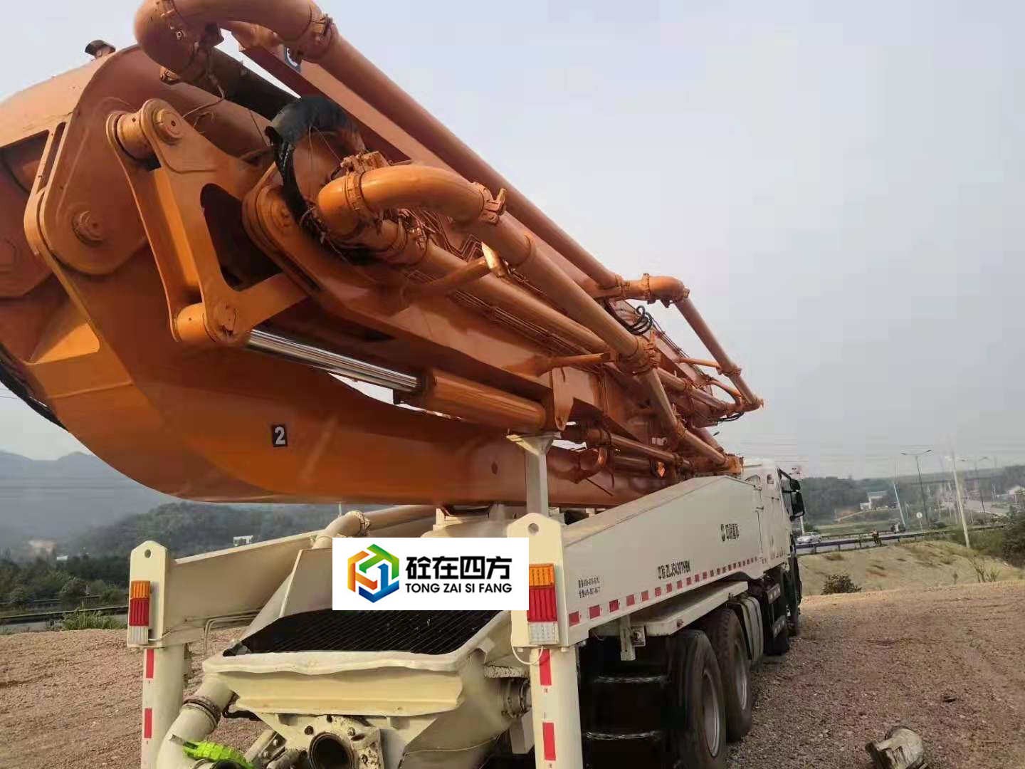 https://images.tongzsf.com/tong/truck_machine/20210127/16011189a7b1fe.jpg