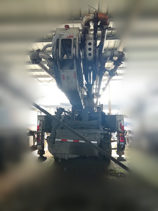 https://images.tongzsf.com/tong/truck_machine/20210127/1601119cb6bf11.jpg
