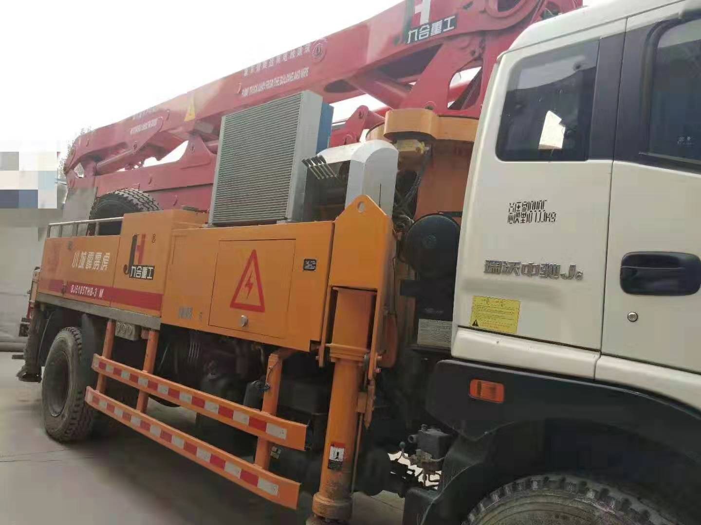 https://images.tongzsf.com/tong/truck_machine/20210127/160111af0d9a2d.jpg