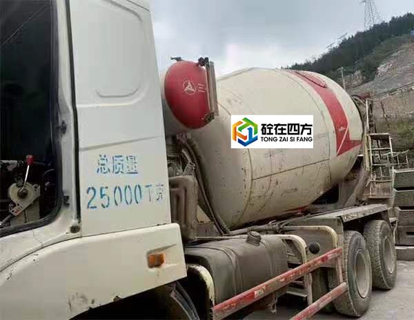 https://images.tongzsf.com/tong/truck_machine/20210127/160111afc08015.jpg