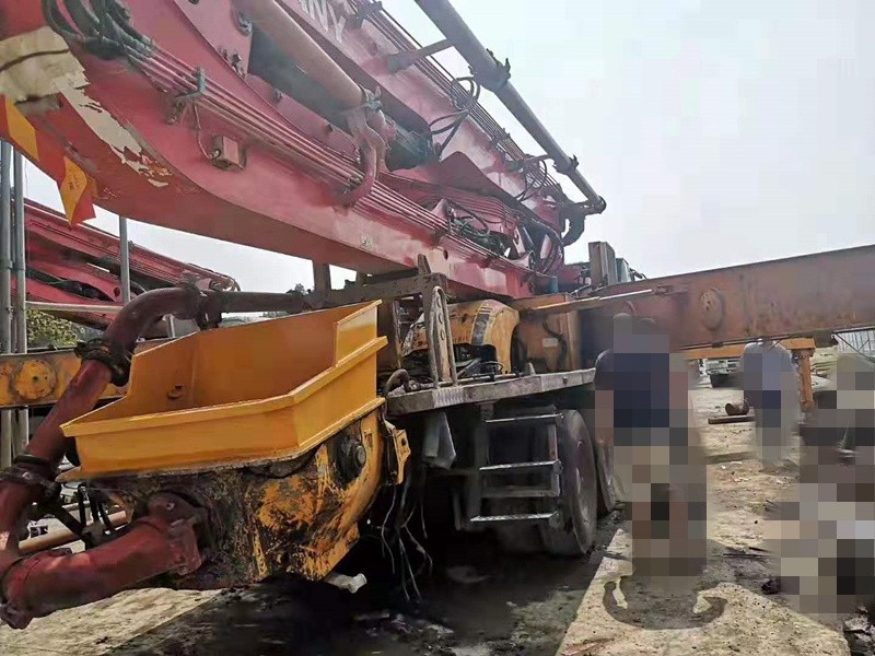 https://images.tongzsf.com/tong/truck_machine/20210127/160111d4af28da.jpg
