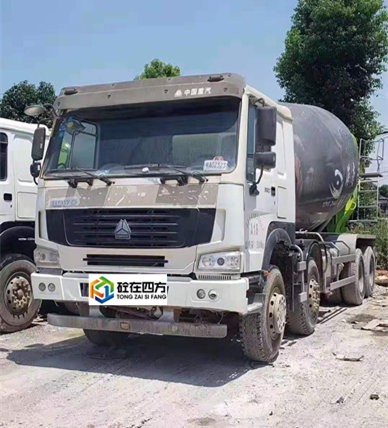 https://images.tongzsf.com/tong/truck_machine/20210127/160111f9833092.jpg
