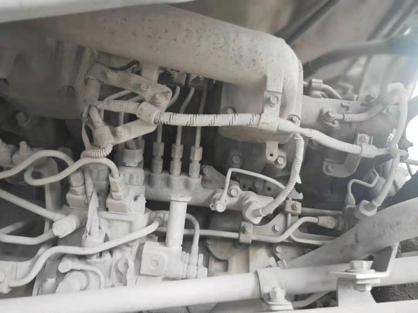 https://images.tongzsf.com/tong/truck_machine/20210127/160111f9c31754.jpg