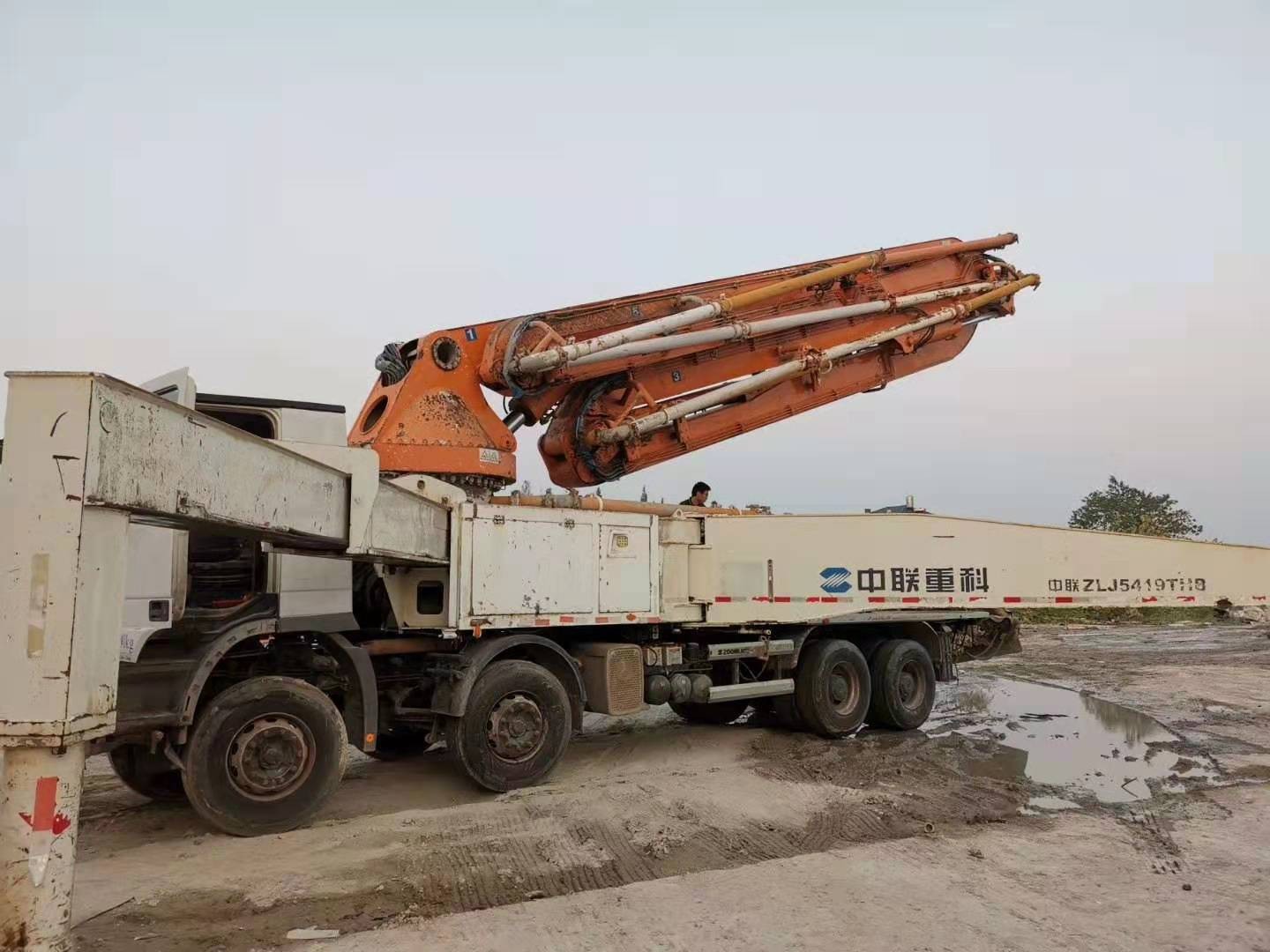 https://images.tongzsf.com/tong/truck_machine/20210127/160111fa52e9a8.jpg