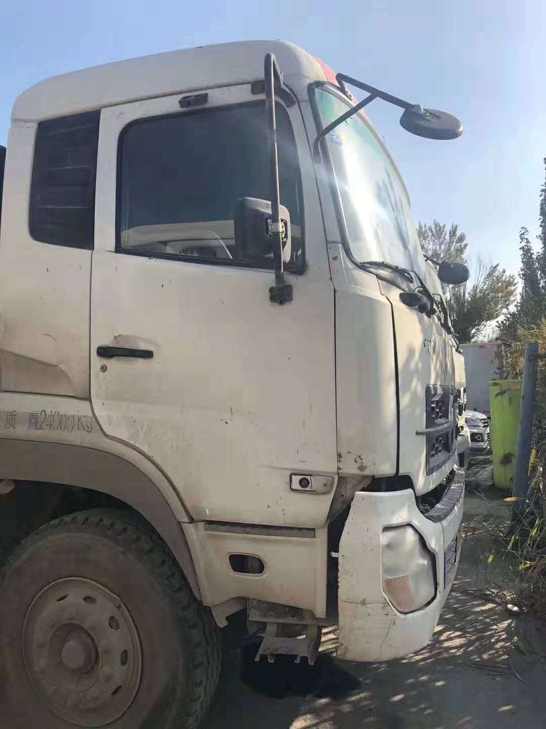 https://images.tongzsf.com/tong/truck_machine/20210127/1601121f48ee42.jpg