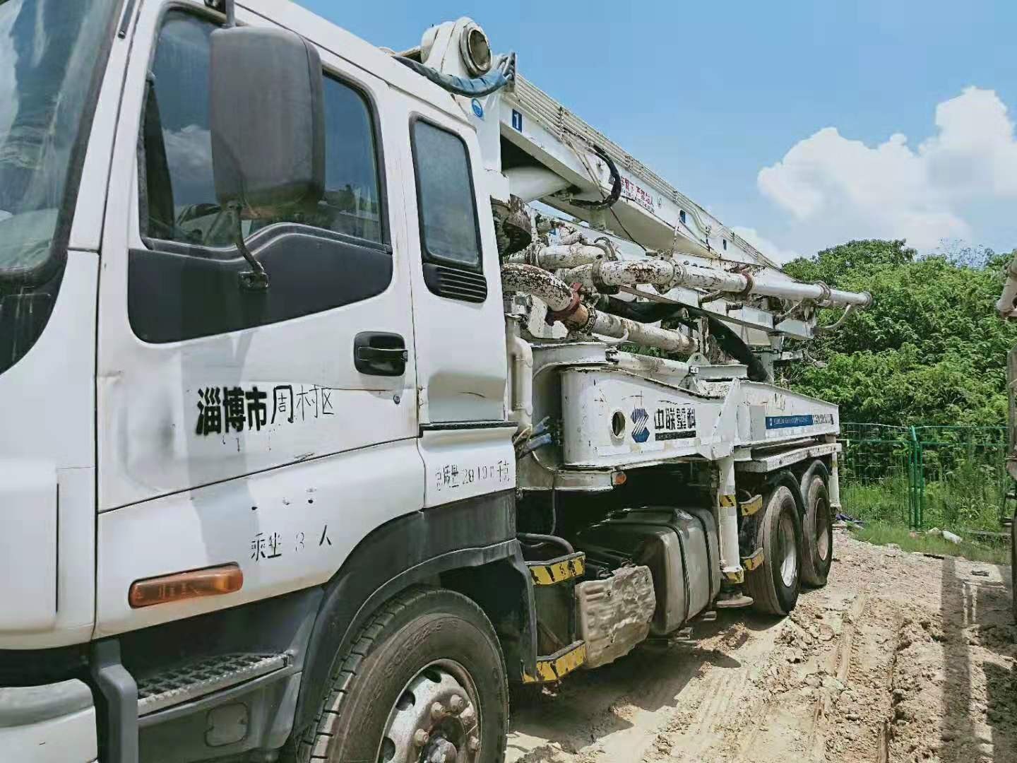 https://images.tongzsf.com/tong/truck_machine/20210127/1601121f5464db.jpg