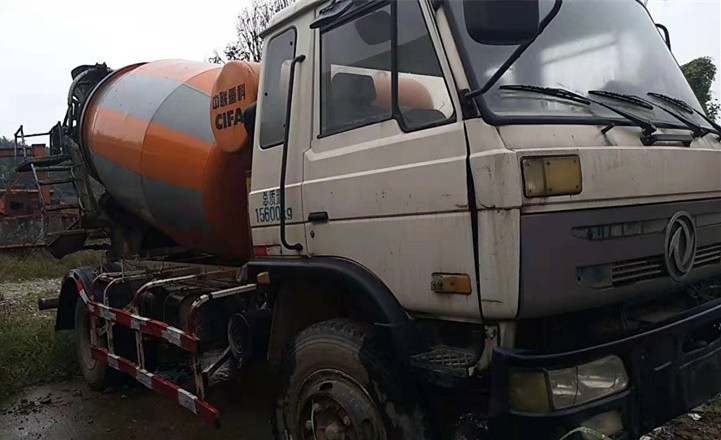 https://images.tongzsf.com/tong/truck_machine/20210127/16011244a7bd9c.jpg