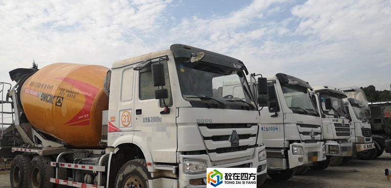 https://images.tongzsf.com/tong/truck_machine/20210127/16011250d9ba76.jpg