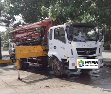 https://images.tongzsf.com/tong/truck_machine/20210127/160112540c0e98.jpg